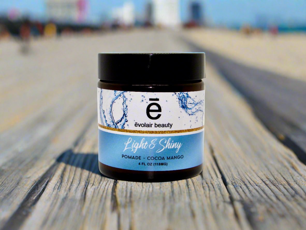 Light & Shiny Pomade